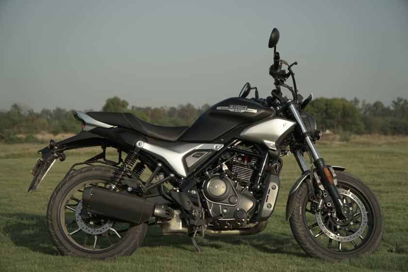 Hero Mavrick 440 Right Side View Hero Mavrick 440 Right Side View