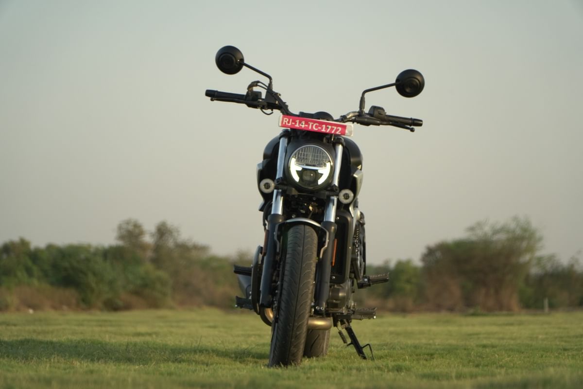 Hero Mavrick 440 Front View