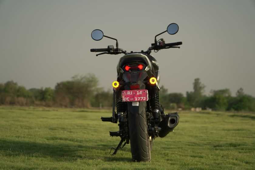 Hero Mavrick 440 Rear View Hero Mavrick 440 Rear View