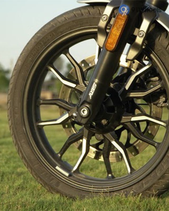 Mavrick 440 Front WHeel