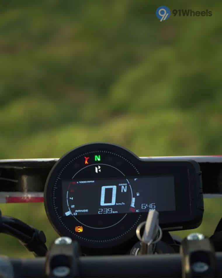 Handlebar & Console Area - 1