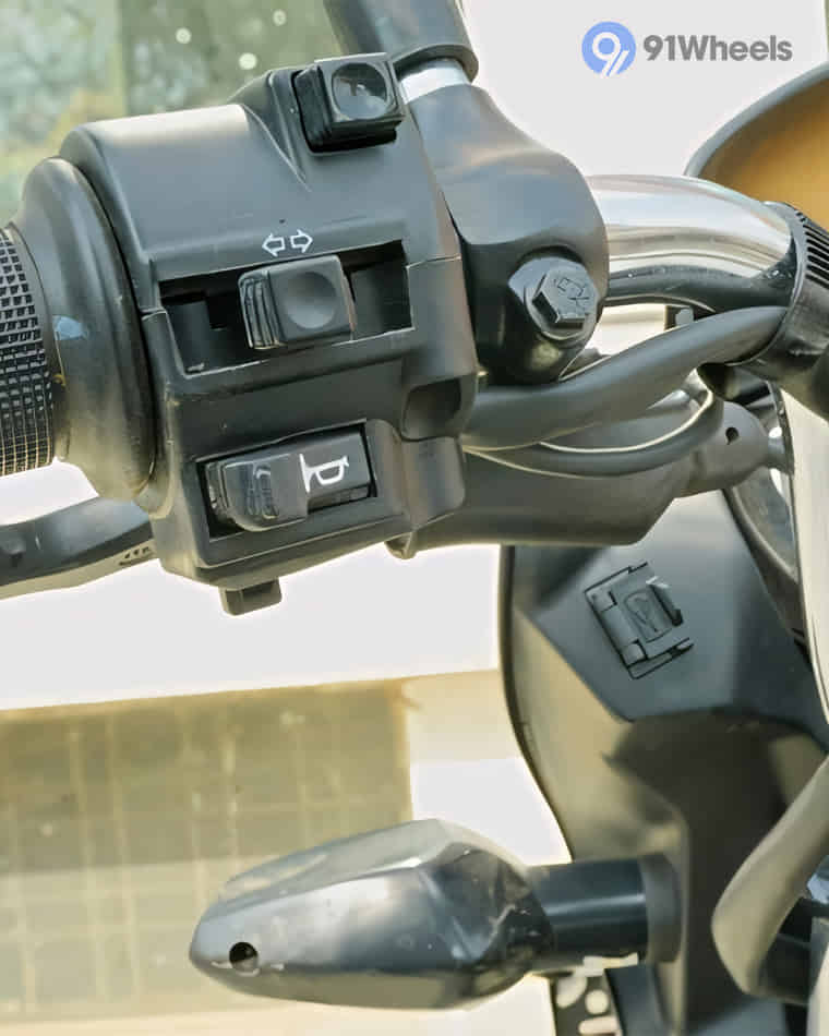 Handlebar & Console Area - 14