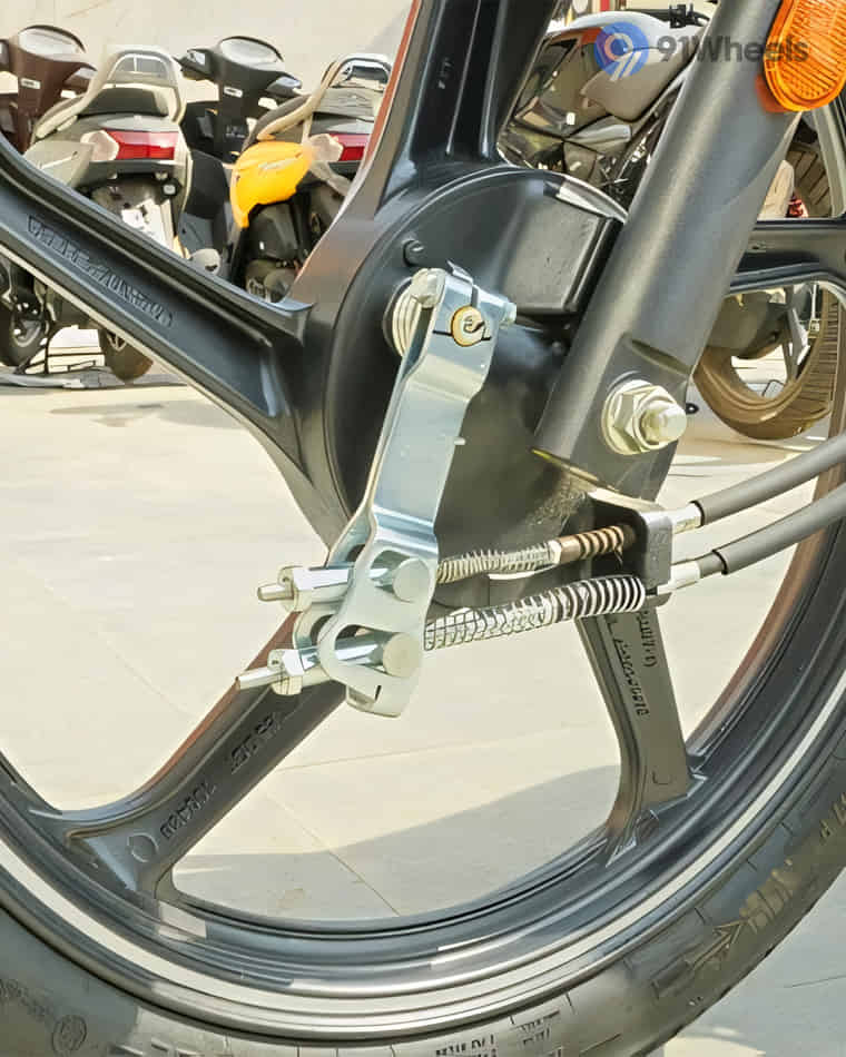 Wheels & Suspension - 4