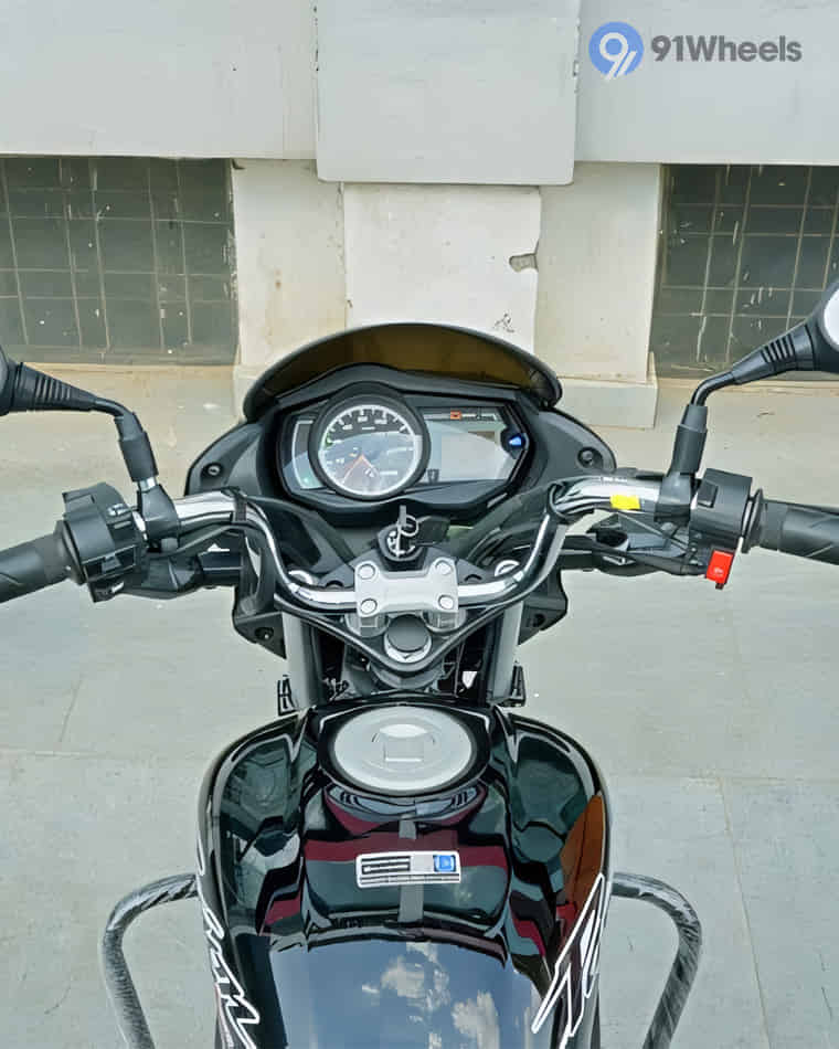 Handlebar & Console Area - 3