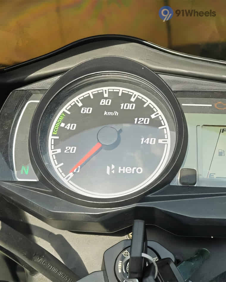 Handlebar & Console Area - 2