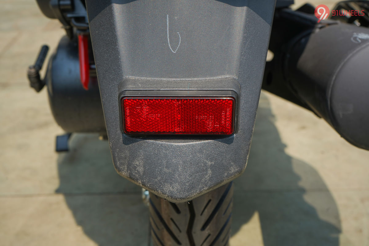 Hero Pleasure Plus Rear Reflex Reflector