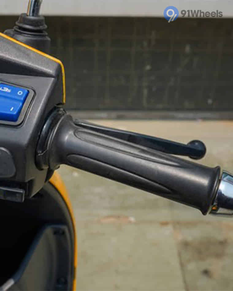 Handlebar & Console Area - 12