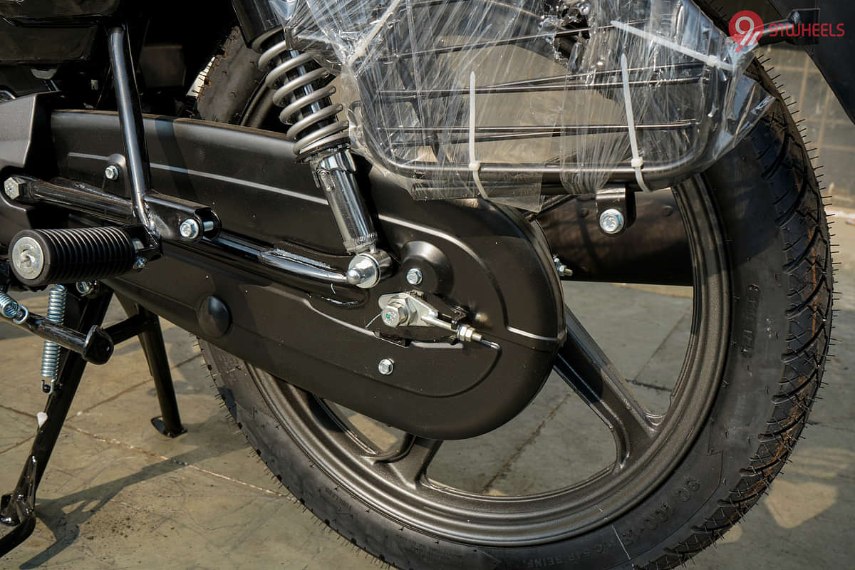 Hero Splendor Plus Drive Chain And Sprocket