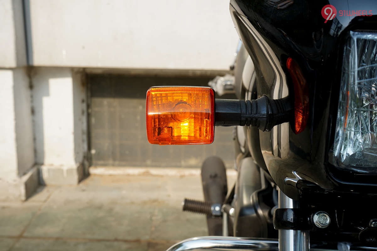 Hero Splendor Plus Front Turn Indicators