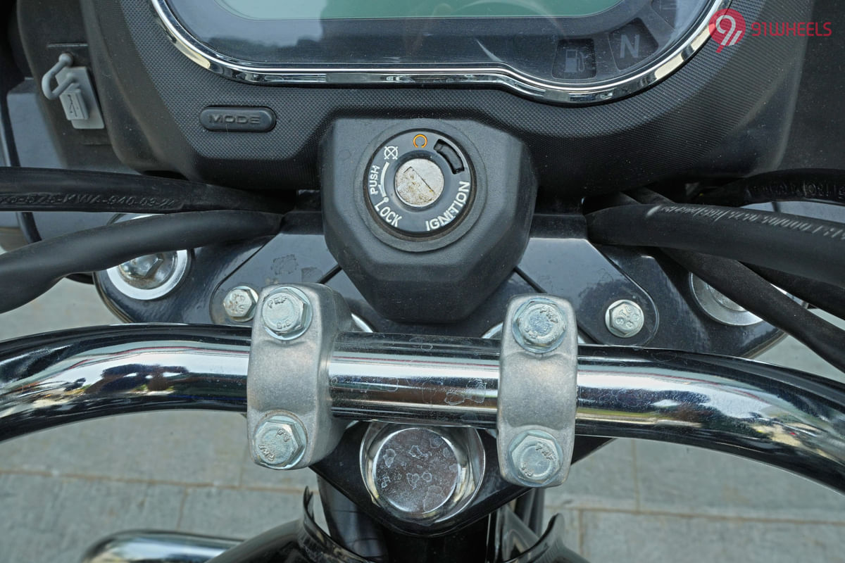 Hero Splendor Plus Xtec Steering Lock