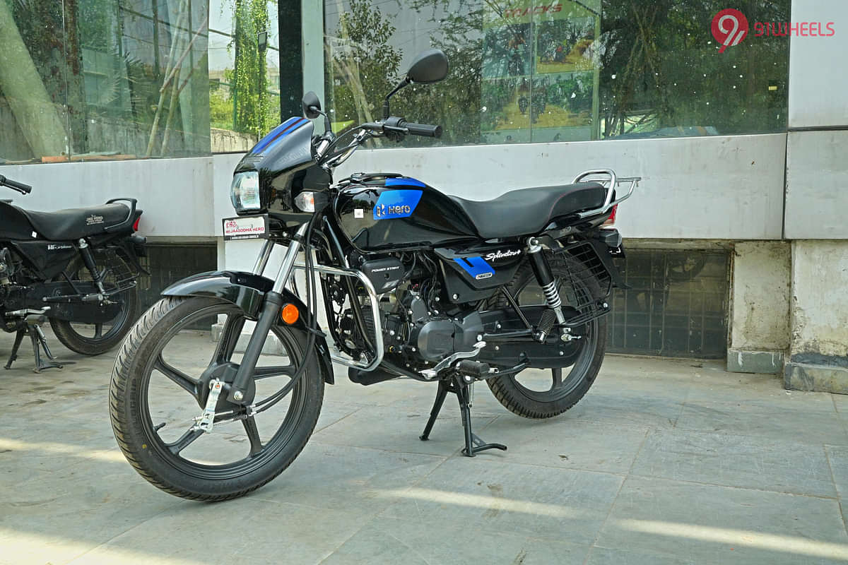 Hero Splendor Plus Xtec Left Front Three Quarter