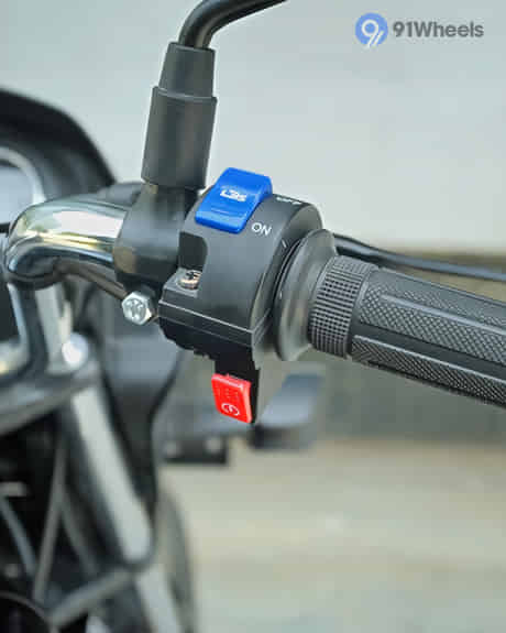 Splendor Plus Xtec Multifunction Switchgear Right