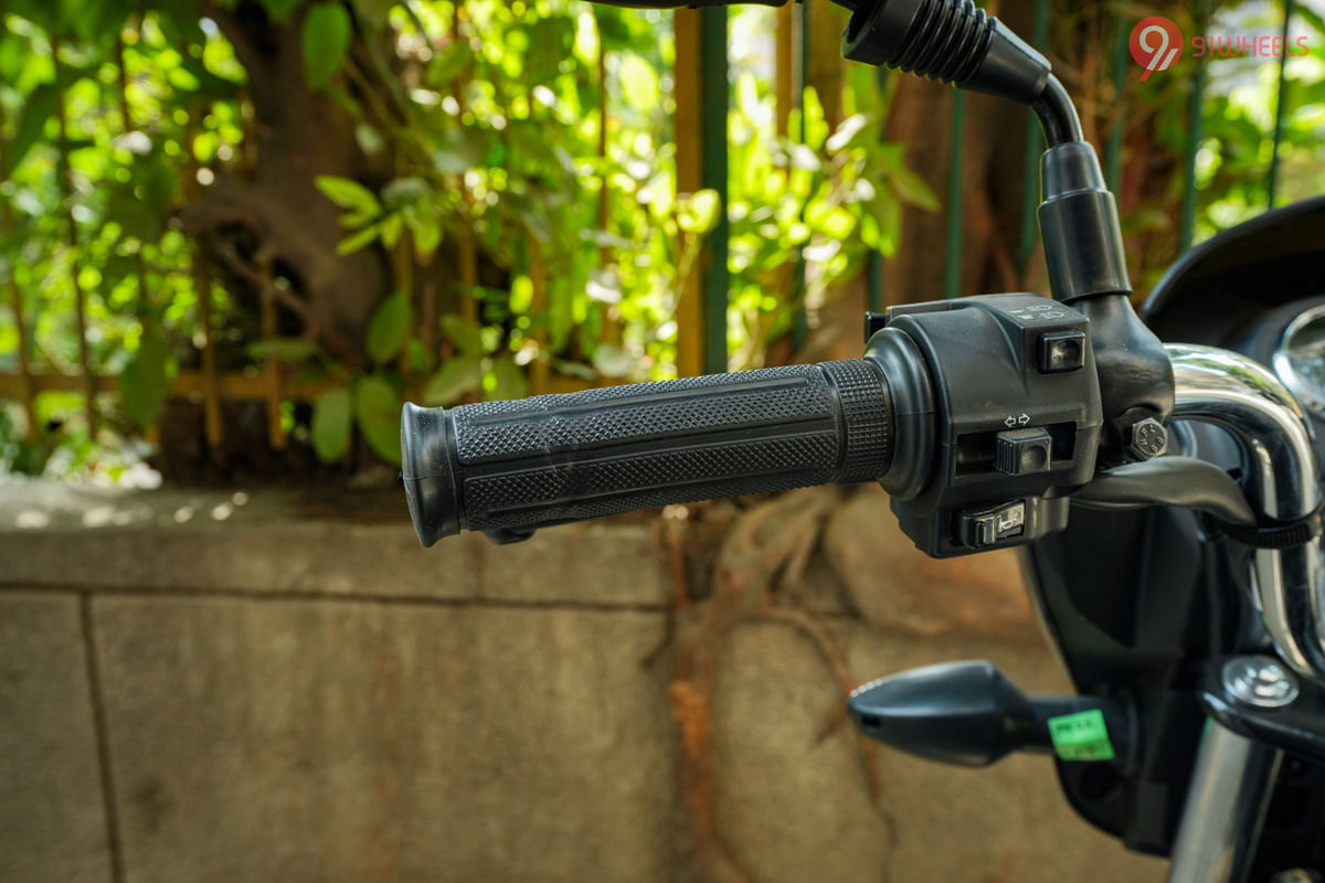 Hero Super Splendor Xtec Left Side Handelbar Grip