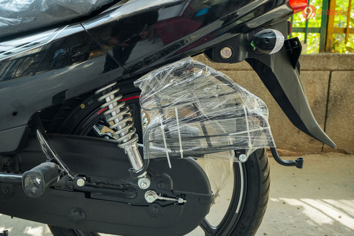 Hero Super Splendor Xtec Saree Guard