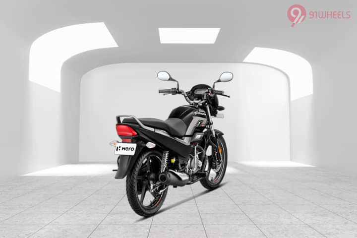 Hero Super Splendor Right Rear Three Quarter