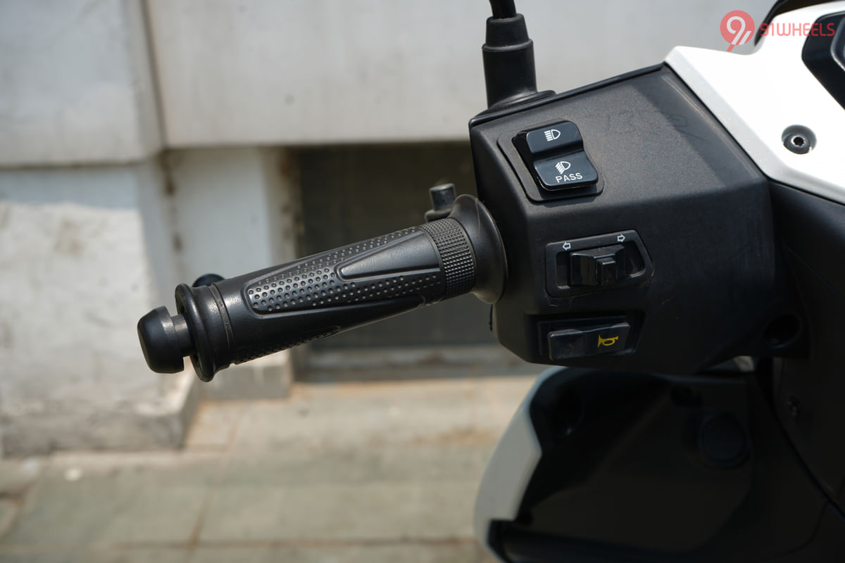 Hero Xoom 110 Left Side Grip