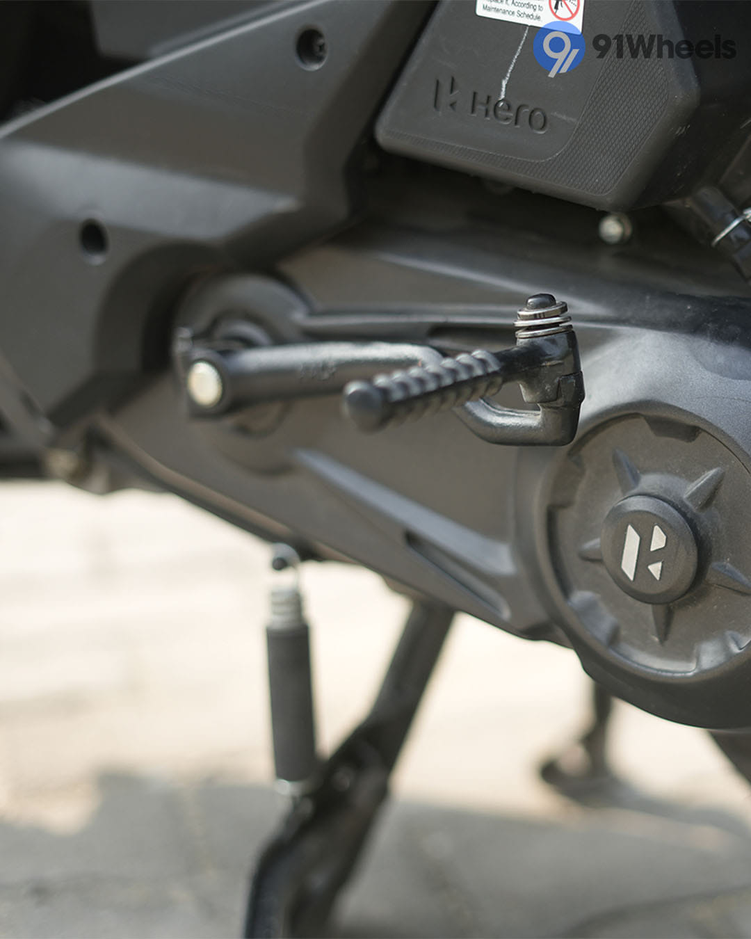 Stands & Utility - 5