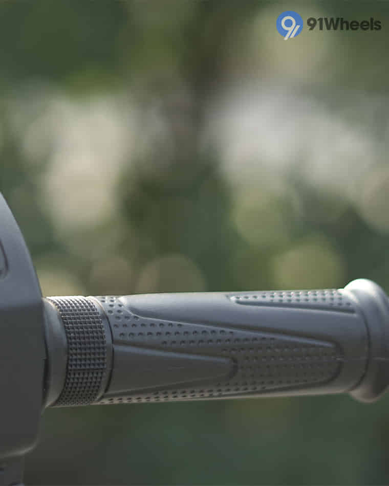 Handlebar & Console Area - 12