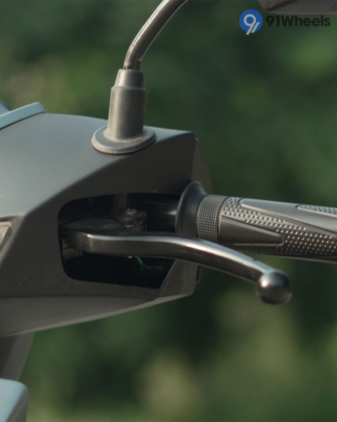 Stands & Utility - 3