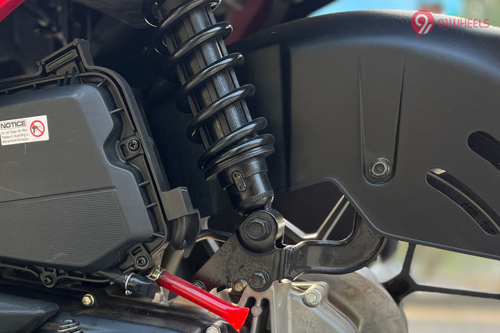 Hero Xoom 125 Rear Suspension