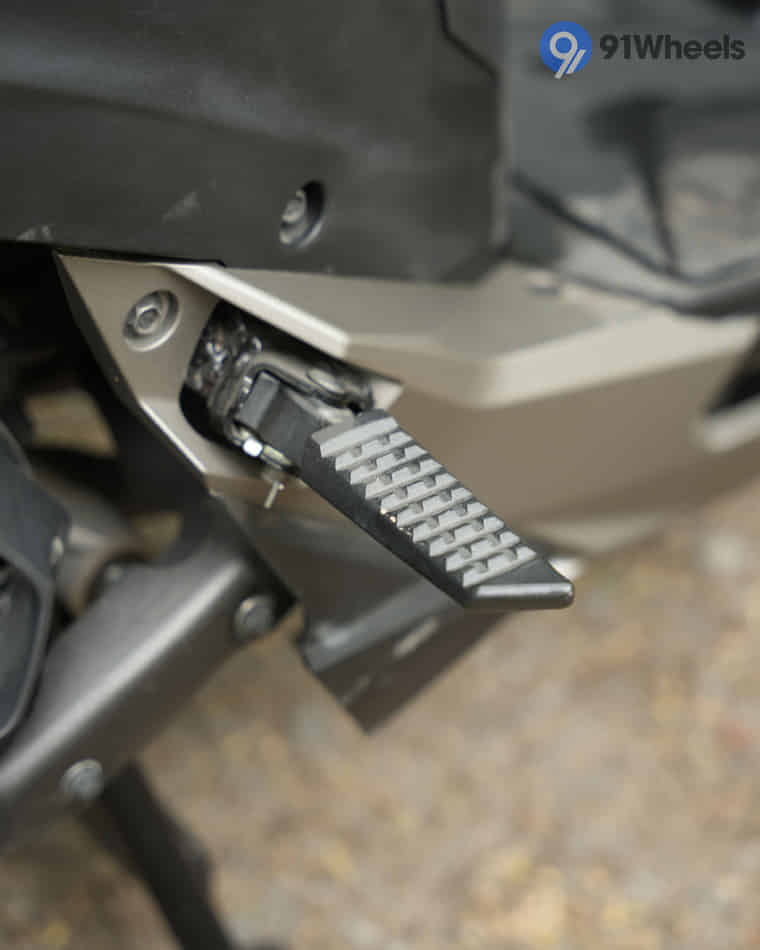 Stands & Utility - 6 Stands & Utility - 6