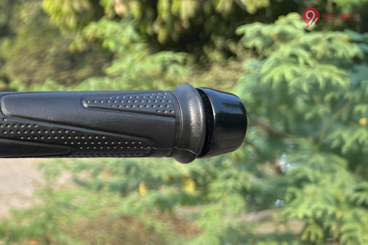 Hero Xoom 125 Right Side Throttle Grip