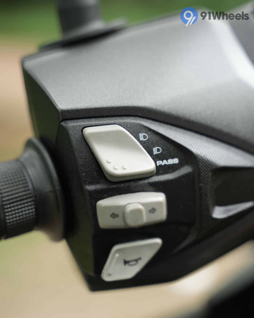 Left Side Multifunction Switchgear Left Side Multifunction Switchgear