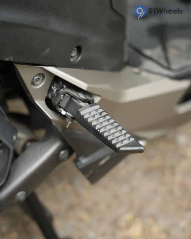 Stands & Utility - 13 Stands & Utility - 13