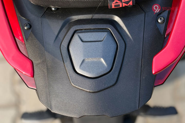 Hero Xoom 125 Fuel Lid Release