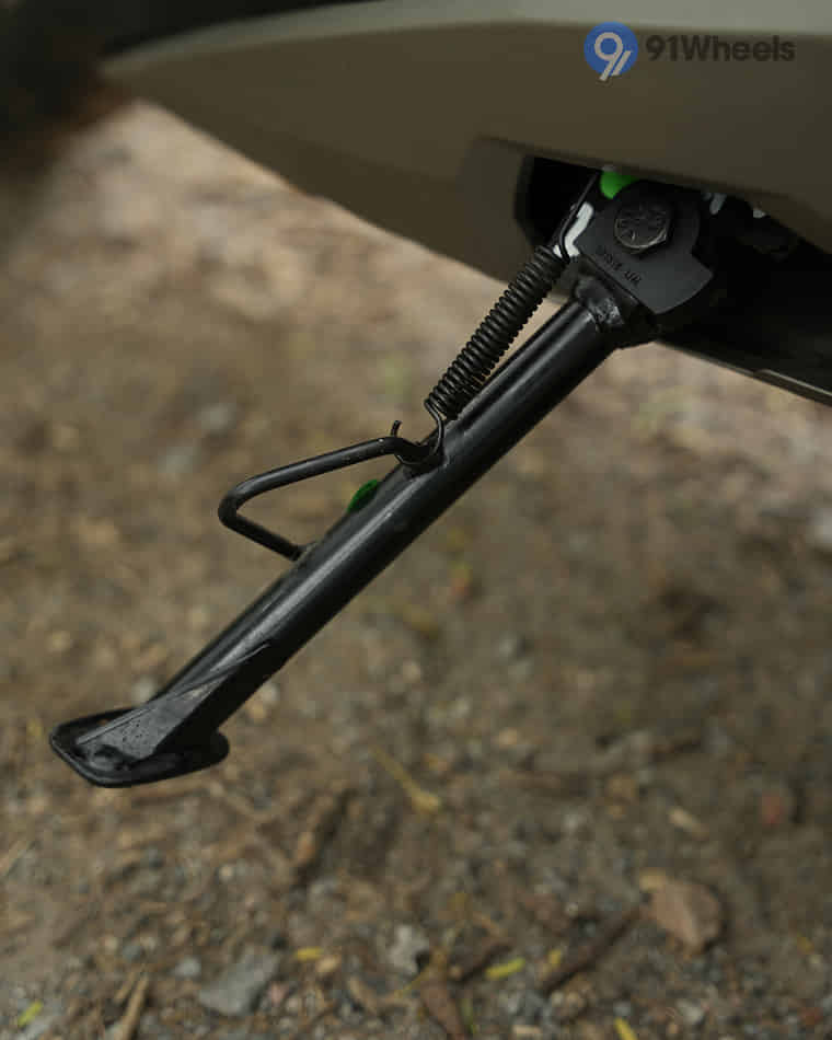 Stands & Utility - 11 Stands & Utility - 11