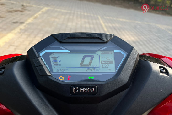 Hero Xoom 125 TFT / Instrument Cluster