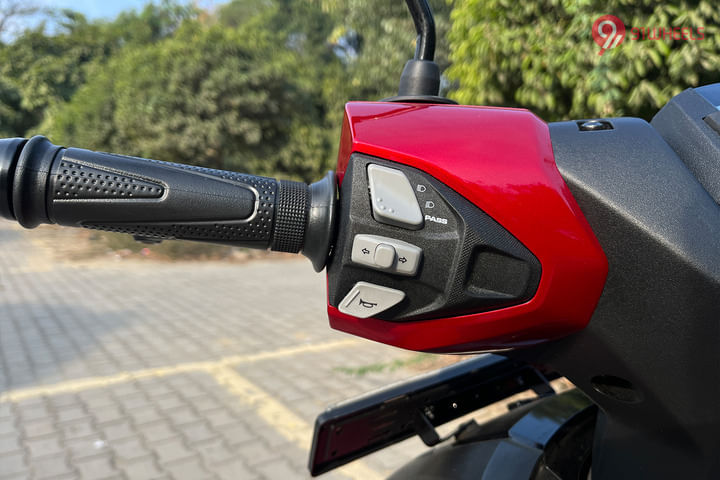 Hero Xoom 125 Left Side Grip