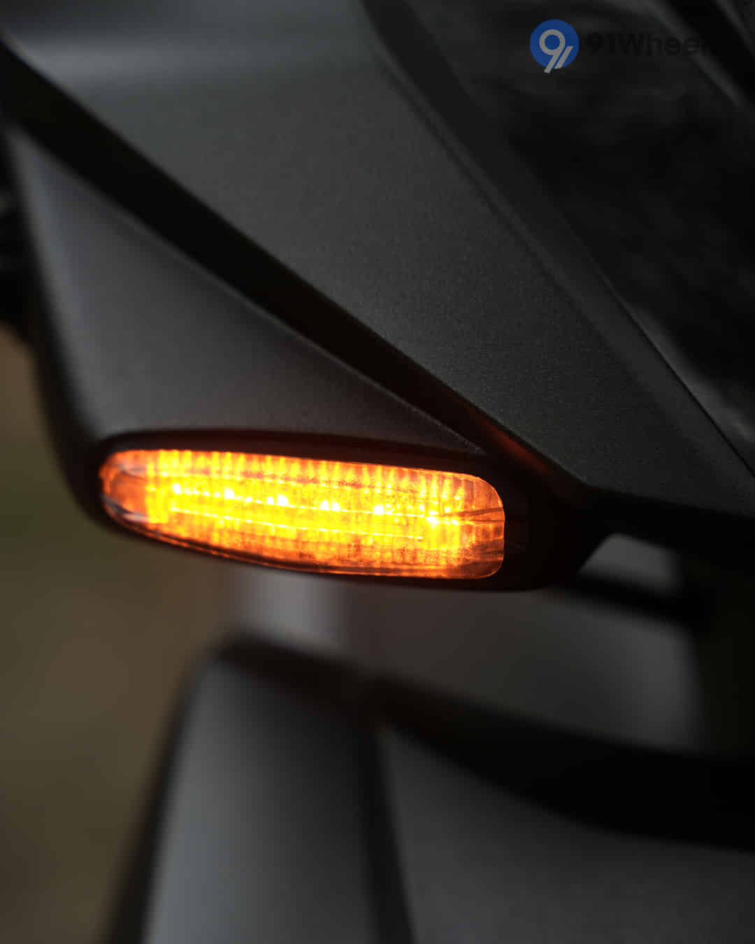 Front Turn Indicators Front Turn Indicators