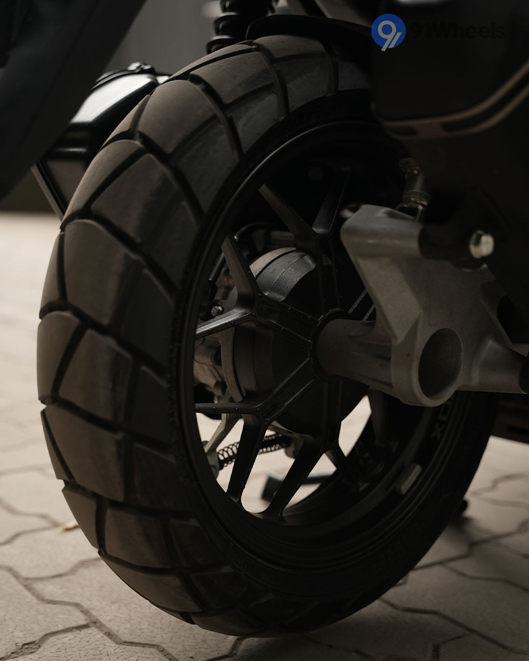 Engine & Exhaust - 5 Engine & Exhaust - 5