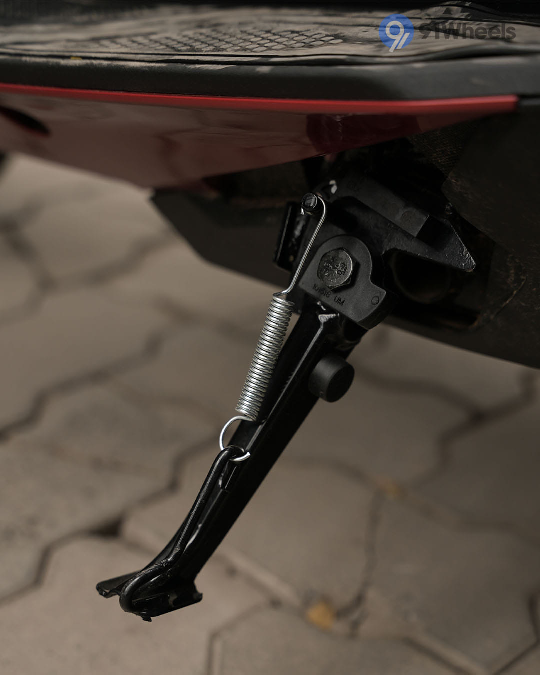 Hero Xoom 160 Side Stand