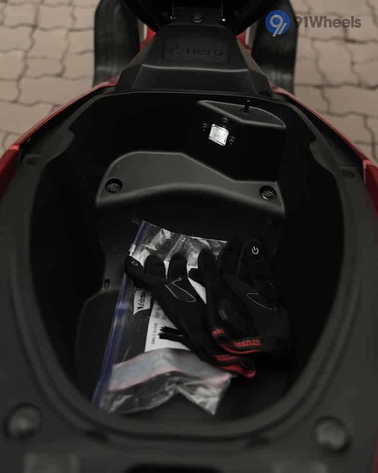 Seat & Storage - 3 Seat & Storage - 3