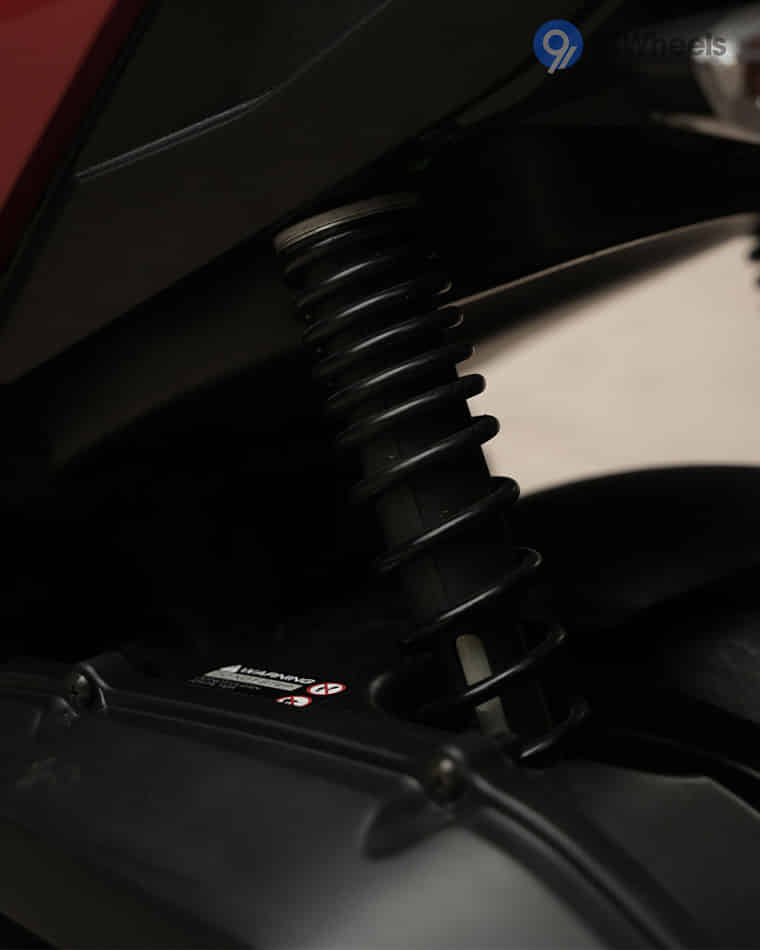 Engine & Exhaust - 3 Engine & Exhaust - 3