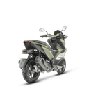 Right Rear Three Quarter