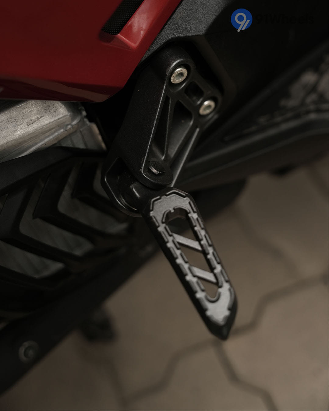 Hero Xoom 160 Right Side Pillion Footpeg