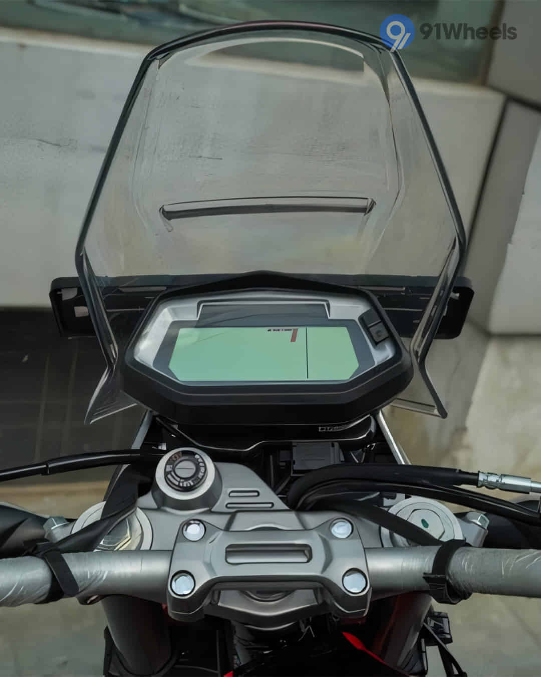 TFT / Instrument Cluster