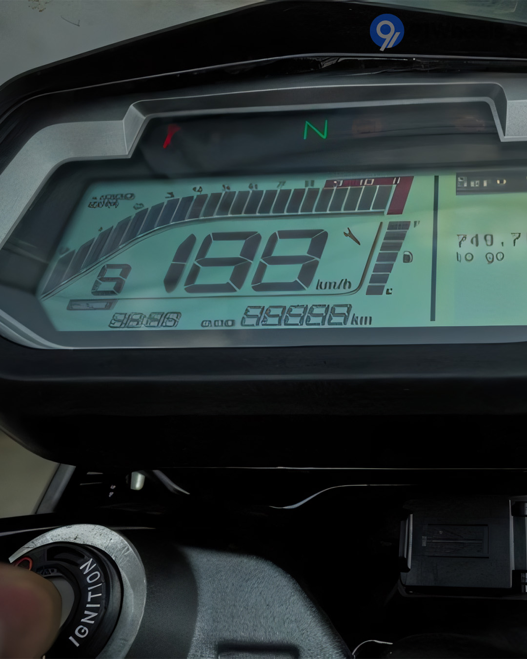 Hero Xpulse 200 4V image