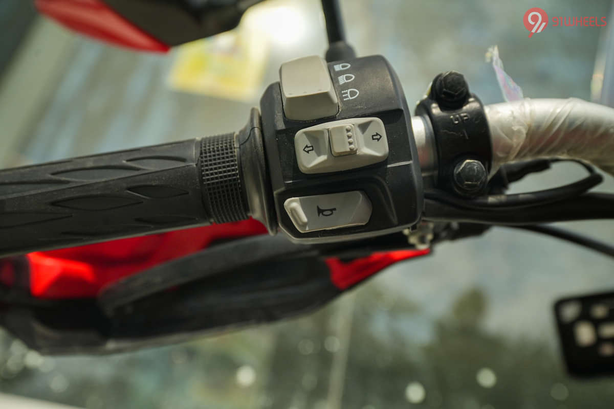 Hero Xpulse 200 4V Horn Button