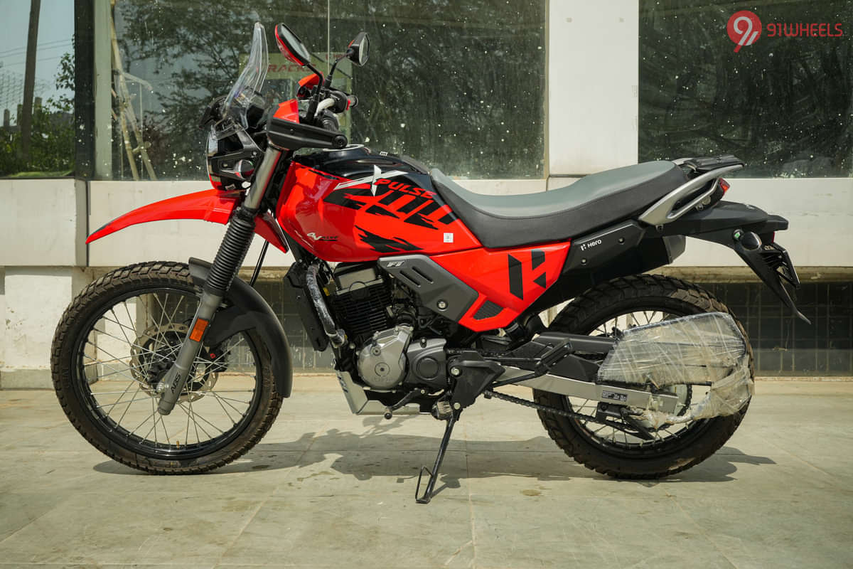 Hero Xpulse 200 4V Left Side View