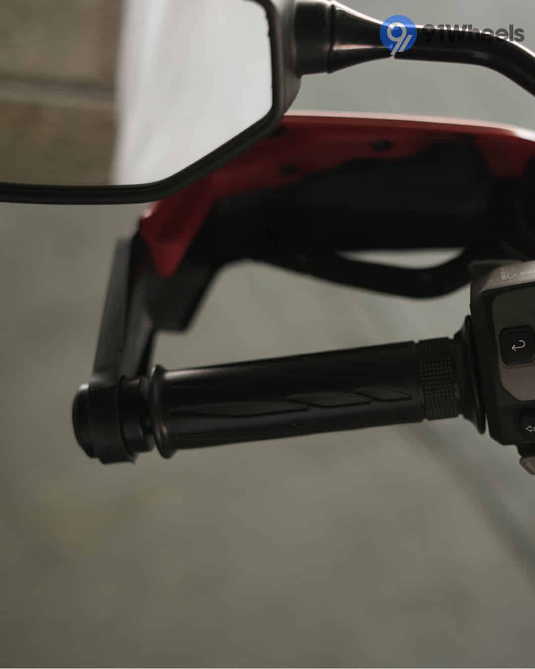 Left Side Handelbar Grip