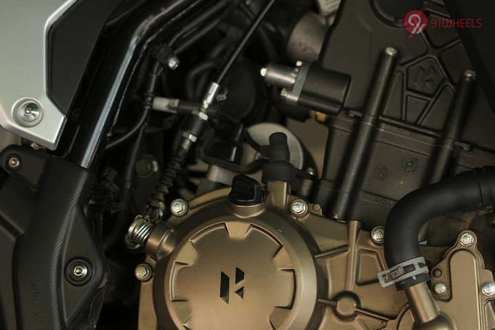Hero Xpulse 210 Battery Compartment