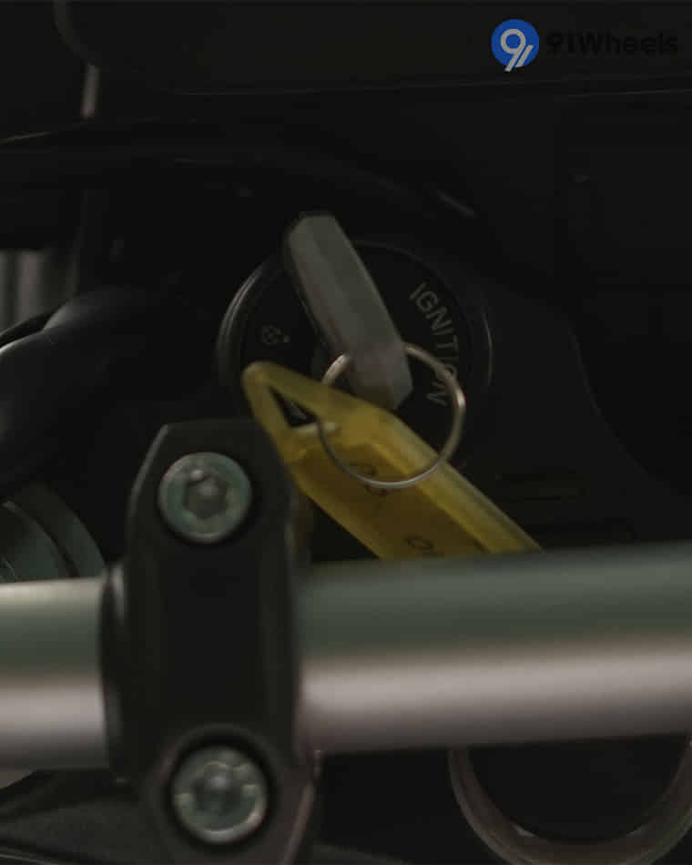 Handlebar & Console Area - 11