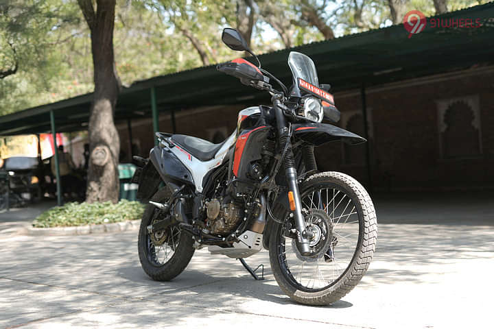 Hero Xpulse 210 Right Front Three Quarter