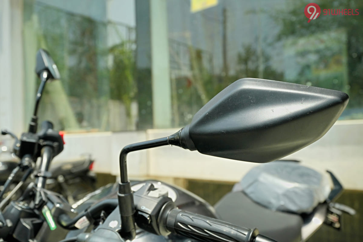 Hero Xtreme 125R Rear View Mirror Hero Xtreme 125R Rear View Mirror