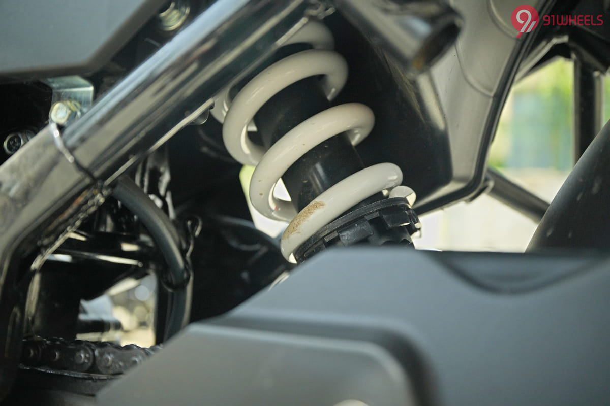 Hero Xtreme 125R Rear Shock Absorbers Hero Xtreme 125R Rear Shock Absorbers