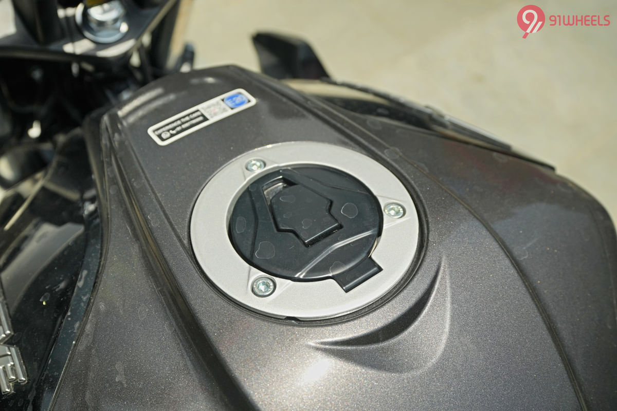 Hero Xtreme 125R Closed Fuel Lid